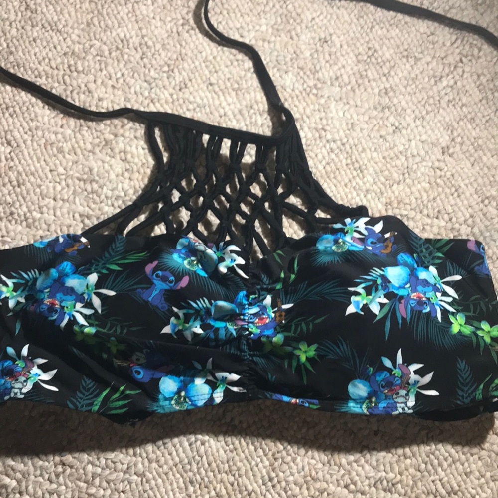 Woman’s stitch bathing suit top